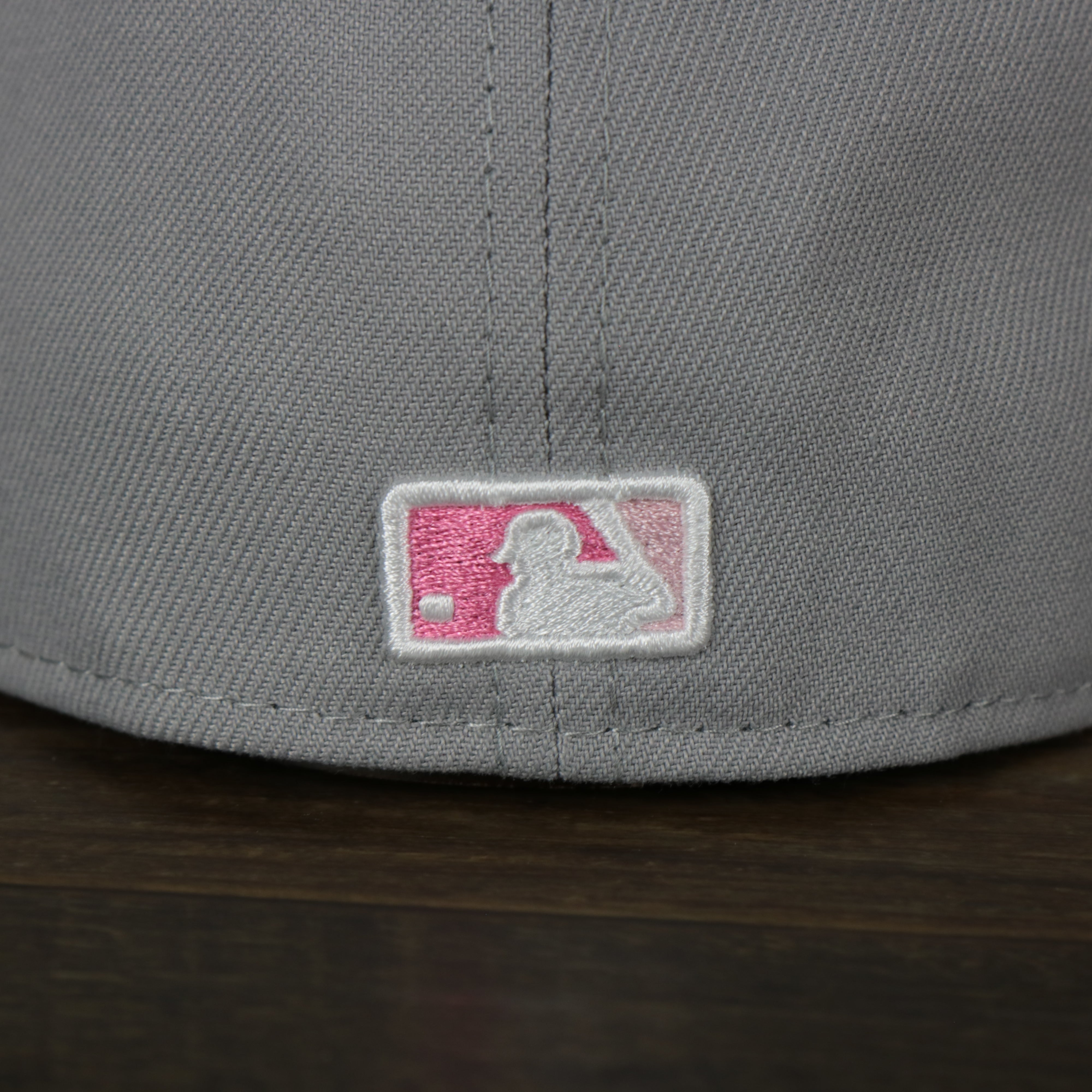 Philadelphia Phillies 2022 Mother’s Day On-Field 59Fifty Fitted Cap | Gray