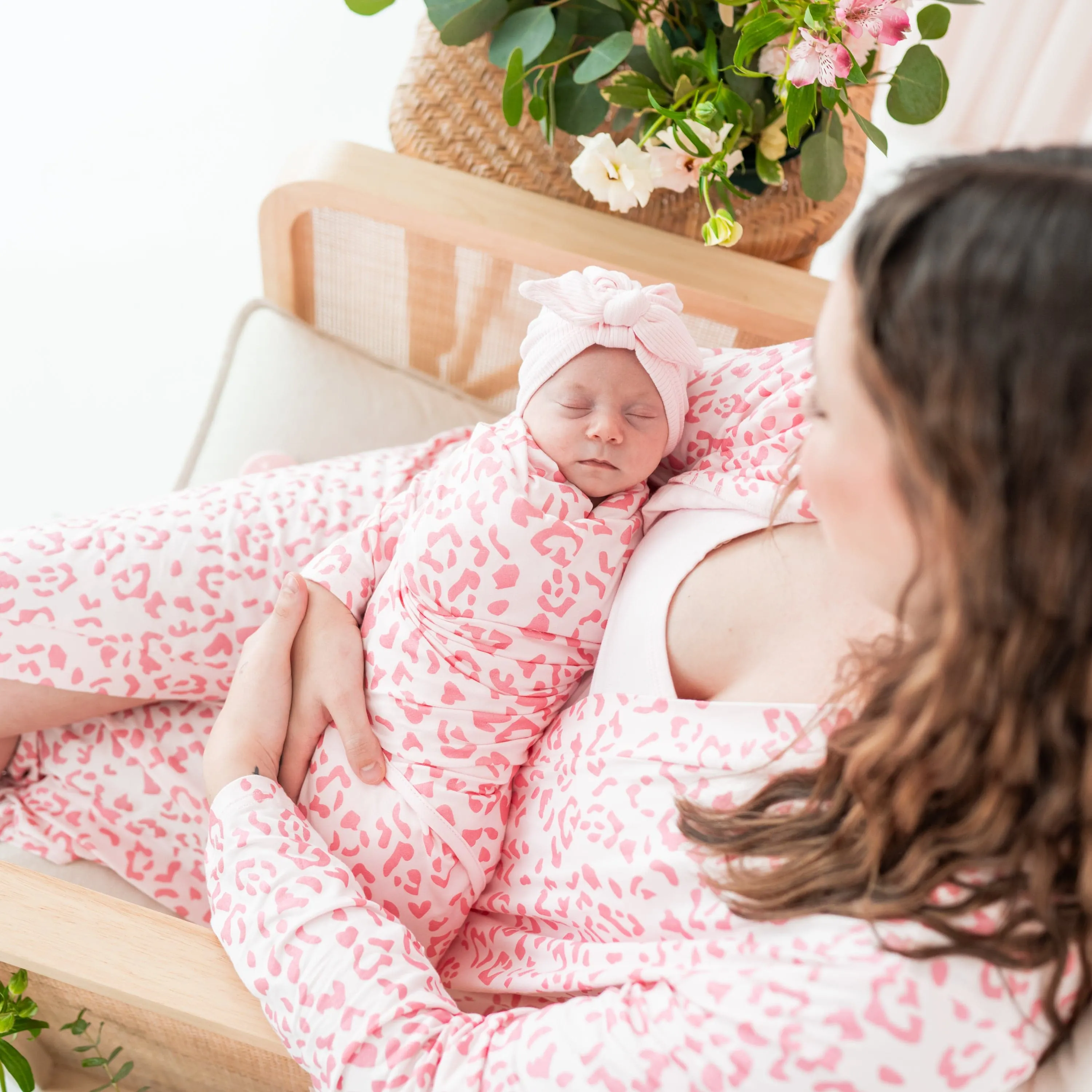 Swaddle Blanket in Sakura Leopard