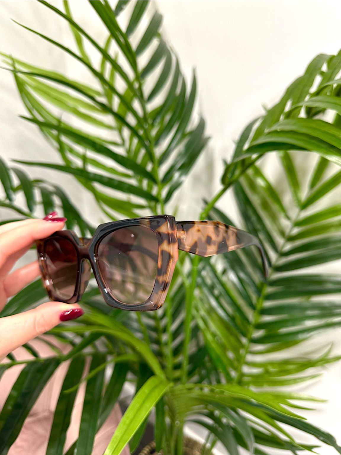 Tortoiseshell Sunglasses Tina