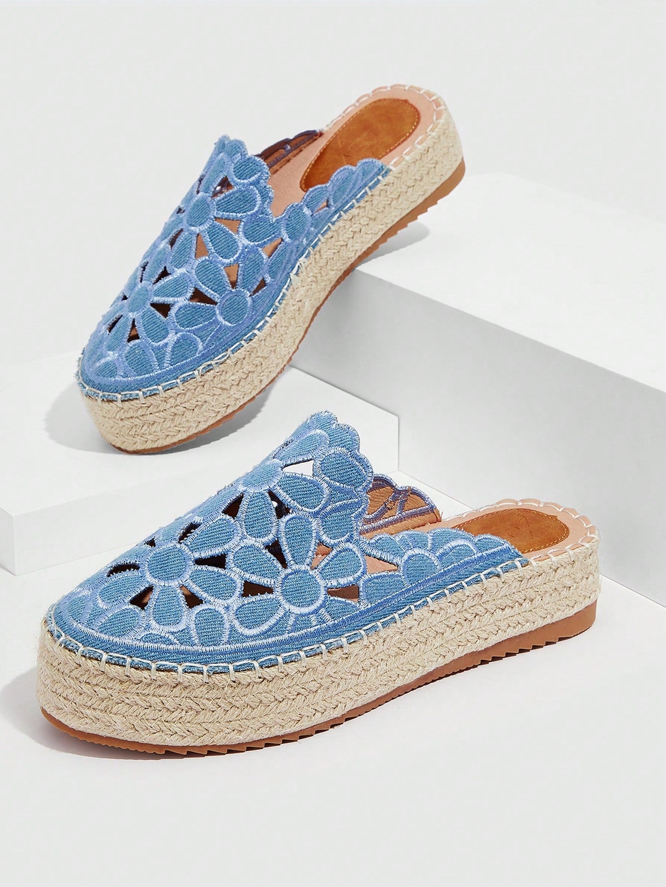 Woman Floral Embroidered Espadrille Flat Vacation Summer Blue Fabric Flat Shoes For Spring And Summer